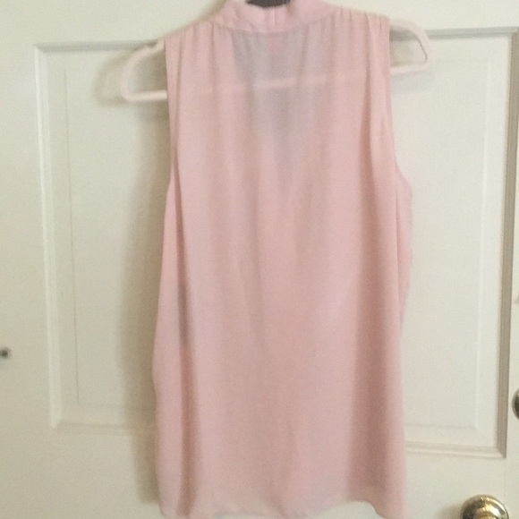 Pink blouse - Picture 2 of 2